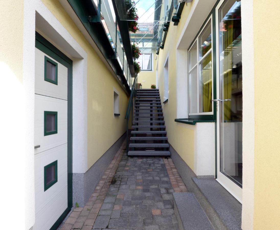 Ferienappartement Regina Schrems  Buitenkant foto