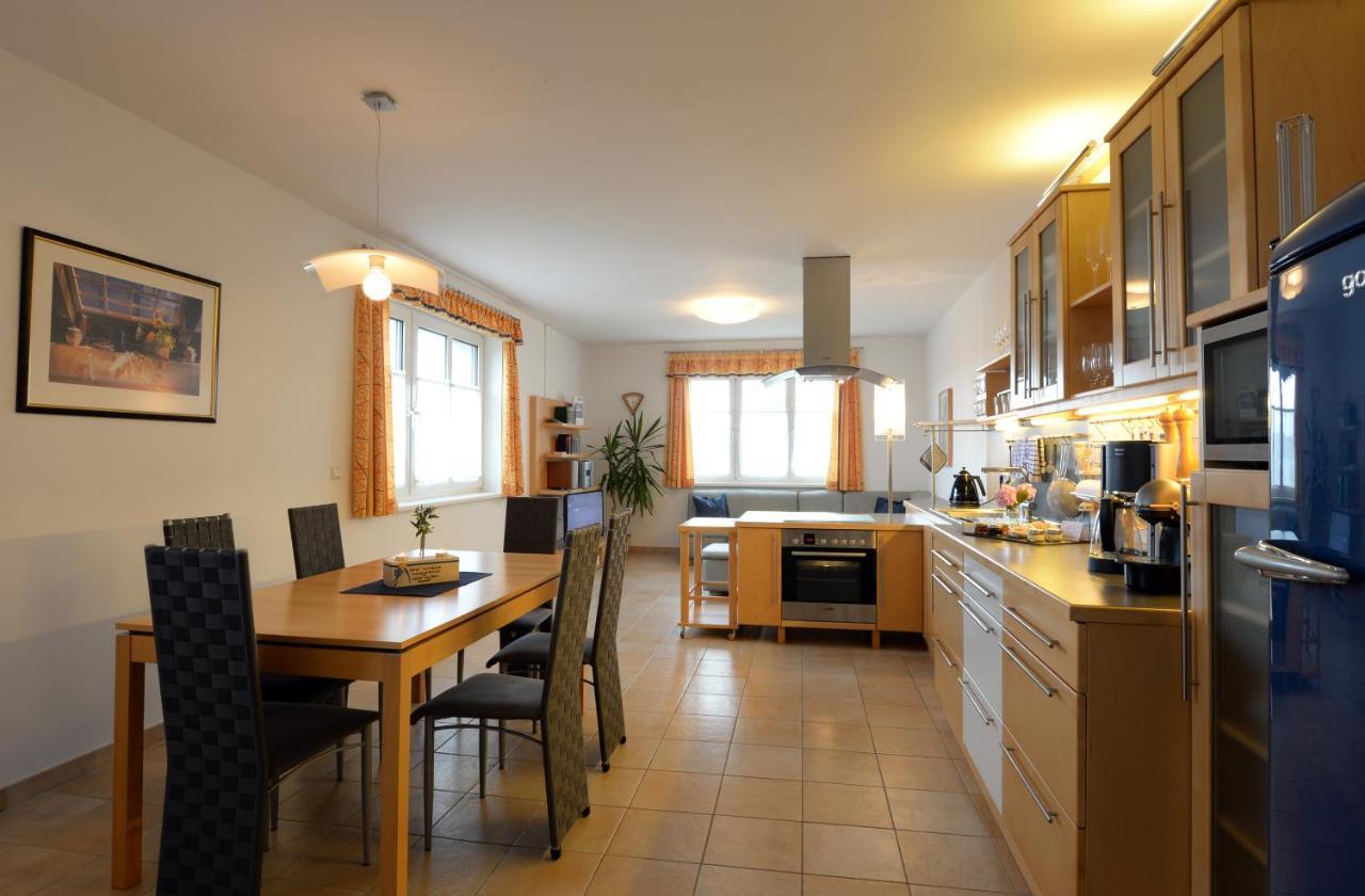 Ferienappartement Regina Schrems  Buitenkant foto